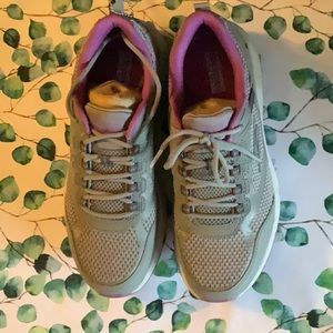 NWOB Skechers Gray Running Sneakers 7.5